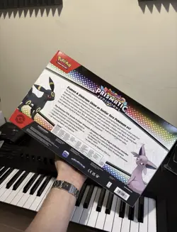 Pokemon Scarlet & Violet Prismatic Evolutions Premium Figure Collection Box New✅ - Image 2