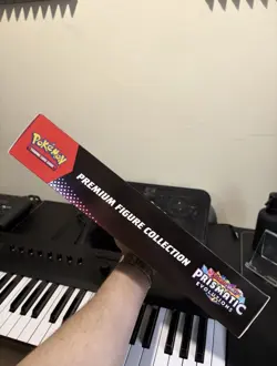 Pokemon Scarlet & Violet Prismatic Evolutions Premium Figure Collection Box New✅ - Image 5