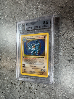 Pokemon TCG 1st Edition SHADOWLESS Machamp 8/102 Base Set Holo Rare BGS 8.5 - Image 4