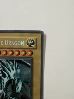 Yugioh Blue Eyes White Dragon Secret Rare FL1-EN001 - Image 3
