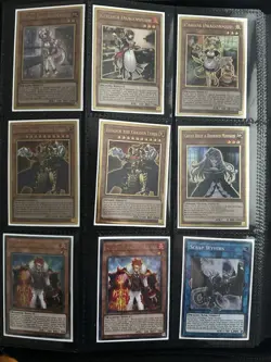 Yu-Gi-Oh! CCG Card Lot Blue-Eyes, Dark Magician, Binder - Image 4