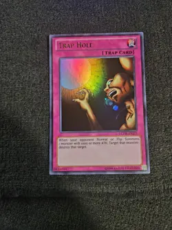 Trap Hole - LCYW-EN177 - Ultra Rare - Unlimted - Yugioh - Image 1