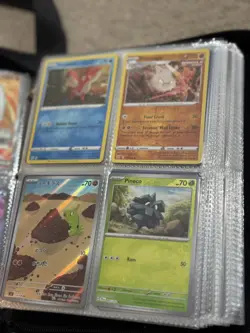 Pokemon TCG Scarlet & Violet Bulk x400 And Eevee Binder - Image 4