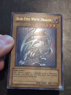 Yu-Gi-Oh! ULTRA RARE CARD BLUE-EYES WHITE DRAGON SDK-001 LP/MP - Image 2
