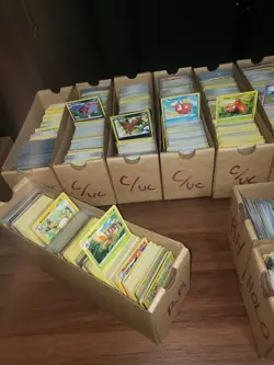 30,000+ Pokemon Cards Bulk Holo/Reverse Holos/RR/Trainers Huge Collection - Image 4