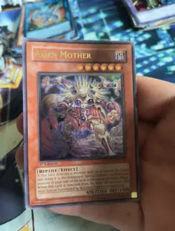 Yugioh Alien Mother POTD-EN028 Ultimate Rare 1st Ed6 NM - Image 1