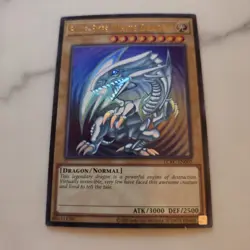 Legendary Collection Kaiba #LCKC-EN001 Blue-Eyes White Dragon (Version 2) - Image 1