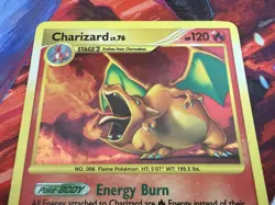 Pokemon Card CHARIZARD Holo Secret Rare Diamond & Pearl Stormfront 103/100 NM - Image 4