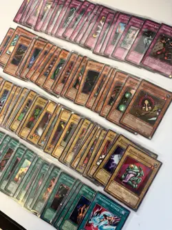 Konami Yu-Gi-Oh! Assorted Lot 185 Cards - Image 2