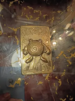 1999 burger king pokemon gold card poliwhirl - Image 1