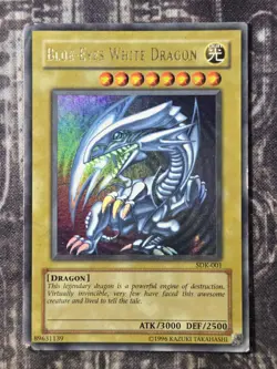 BLUE-EYES WHITE DRAGON - Ultra Rare Damaged SDK-001 Structure Deck Kaiba - Image 1
