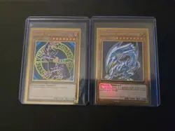 Blue-Eyes White Dragon & Dark Magician MAGO-EN001-2 Gold Rare 1st Ed NM YUGIOH - Image 1