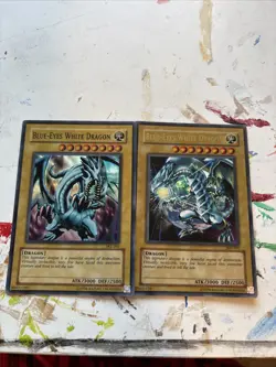 Yu-Gi-Oh! Cards, Blue Eyes White Dragon - Image 1
