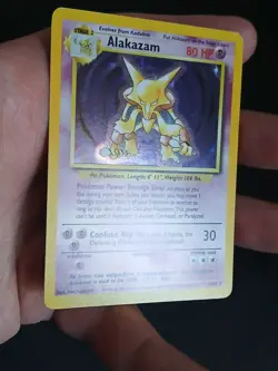 Pokemon TCG - Alakazam - 1/102 - Holo Unlimited Base Set Unlimited NM Near Mint - Image 3