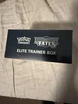 Pokemon TCG: Hidden Fates Trainer Box, 2019 820650804731 - Image 3