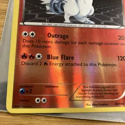 Pokemon Card Reshiram 26/114 Reverse Holo 2011 Black & White Vintage Rare LP - Image 3