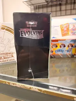 Pokemon TCG 2021 Sword & Shield Evolving Skies ETB - Factory‑Sealed - Image 3