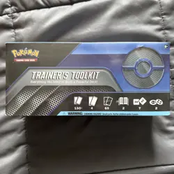 Pokemon TCG: Trainer's Toolkit (2021) (4 Booster Packs) BRAND NEW FACTORY SEALED - Image 1