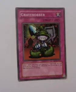 Graverobber DB1-EN072 (Common, Unlimited, Moderately Played / MP) Yugioh - Image 1