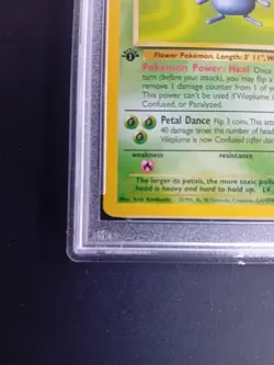 Jungle 1st Edition Rare: Vileplume 31/64 PSA 9 Regular Pokemon TCG - Image 3