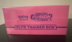 Nintendo Pokemon TCG: Sword & Shield Fusion Strike Elite Trainer Box Small Flaws - Image 4