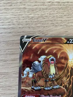 Pokemon Card TCG Entei v Crown Zenith: Galarian Gallery GG36/GG70 Holo Rare - Image 3