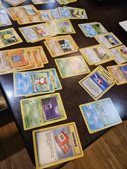 150 1999 Base Set Pokemon Cards Lot Non Holos - Image 2