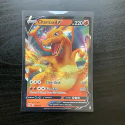 Charizard V 19/189 Ultra Rare Pokemon Sword & Shield Darkness Ablaze - Image 1