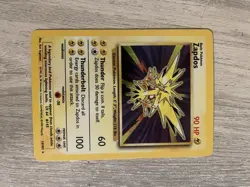 Pokemon TCG Zapdos Base Set Holo Unlimited Rare Card 16/102 - Image 1