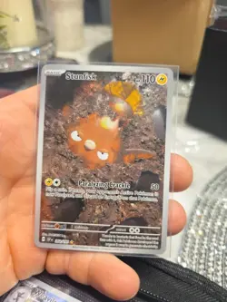 Pokemon TCG Stunfisk 202/191 Surging Sparks Illustration Rare - Image 1