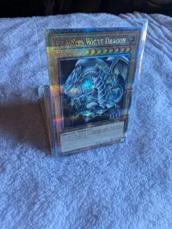 Yu-Gi-Oh! TCG Blue-Eyes White Dragon 25th Anniversary Edition - Image 2