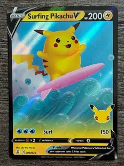 POKEMON FULL ART SURFING PIKACHU V 008/025 ULTRA RARE + NEW ARCEUS SLEEVE LP-NM - Image 1