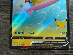 POKEMON FULL ART SURFING PIKACHU V 008/025 ULTRA RARE + NEW ARCEUS SLEEVE LP-NM - Image 3