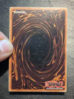 Yu-Gi-Oh! ULTRA RARE HOLO CARD AMAZONESS SWORDS WOMAN MFC-061 1996 VINTAGE VLP - Image 4
