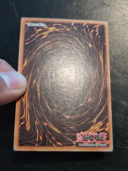 Yu-Gi-Oh! SUPER RARE HOLO CARD Y-DRAGON HEAD MFC-005 1996 VINTAGE PRINT LP - Image 4