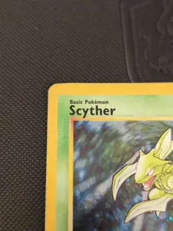Pokemon TCG Base Set 2 Scyther Holo Rare Card 17/130 HP/Damaged - Image 2