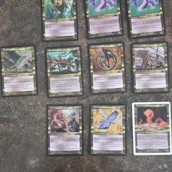 Magic The Gathering 25 multicolor (gold) creature Card Lot - Image 4