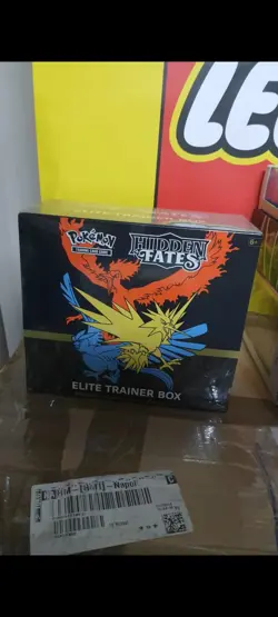 Set Etb Elite Trainer Box Pokemon Hidden Fates Versione Inglese - Image 1