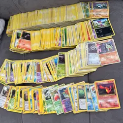 Tons of Pokemon TCG Trading Cards Collection Old 1999-2011 - Image 1