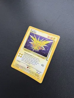 Pokemon Card Fossil Set Holo Zapdos 15/62 WOTC - Image 4