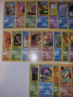 Pokemon Set Fossil Cards Bundle Mixed Conditions 26 Cards - Image 2