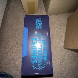 Pokemon TCG Phantasmal Flames Elite Trainer Box ETB *very slight damage* - Image 3