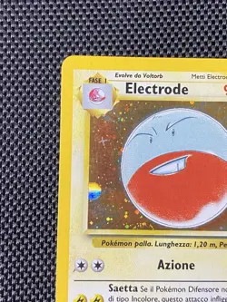 2000 Pokemon ITALIAN Electrode Swirl Holo 2/64 Unlimited Jungle Card LP+ - Image 3