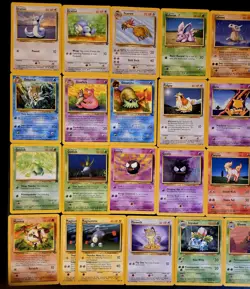 POKEMON TCG LOT OF 35 VINTAGE CARDS LP - Image 2
