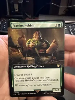 Feasting Hobbit (Extended Art) Lord of the Rings 120 NM Regular - Image 1