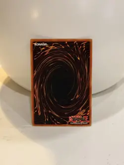 Yu-Gi-Oh! Right Leg of the Forbidden One LOB-120 Wavy Ultra OG Unlimited LP - Image 3