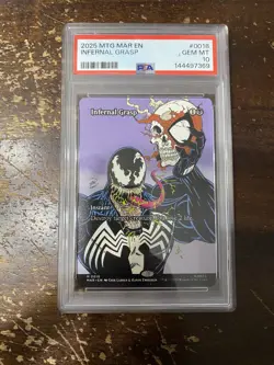 2025 MTG MARVEL'S SPIDER-MAN: SOURCE MATERIAL #0018 INFERNAL GRASP PSA 10 VHTF - Image 1