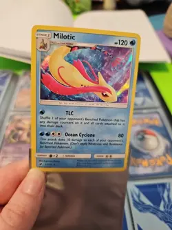 Milotic 27/111 Sm-Crimson Invasion Holo 2017 Pokemon Card - Image 1