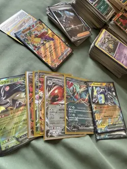 Huge Collection Bulk Lot of 700+ Mixed Pokemon Cards - Image 2