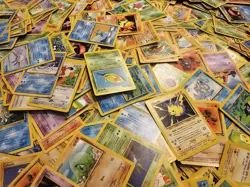 BULK Pokemon Cards 1000 Count WOTC Era Base Set To Neo Uncommons And Commons - Image 5